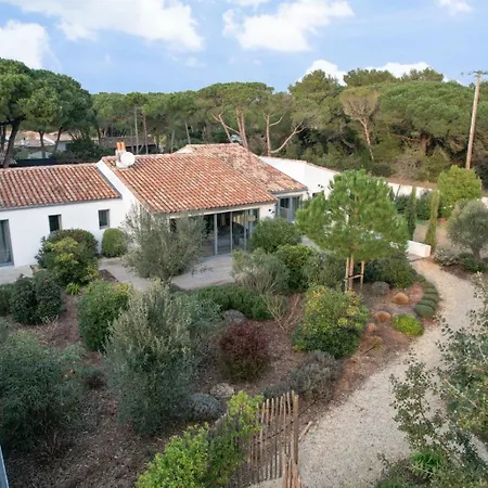Du Fier Villa *
